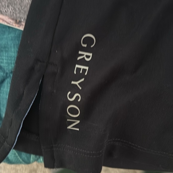 Greyson - navy premium polo size small - Picture 3 of 5